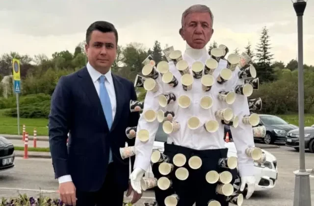 Osman Gökçek, Mansur Yavaş hakkında suç duyurusunda bulundu