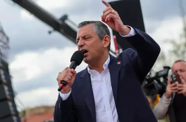 Özgür Özel: Terörsüz Türkiye’ye evet diyoruz, silahların bırakılmasını bekliyoruz
