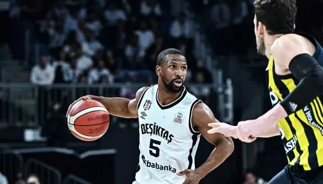 Potada nefes kesen derbi Beşiktaş’ın