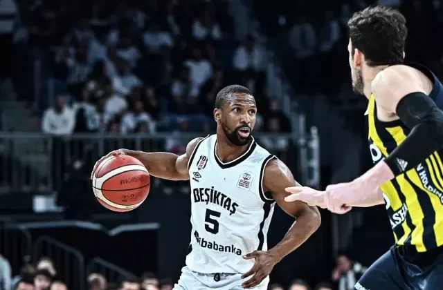 Potada nefes kesen derbi Beşiktaş’ın