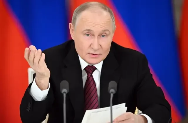Putin’den gece yarısı ateşkes kararı: Ukrayna ile görüşmeler İstanbul’da yapılsın