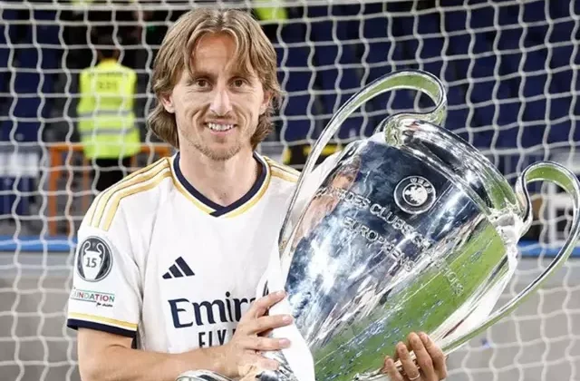Real Madrid, efsanesi Luca Modric ile ayrılığı resmen açıkladı