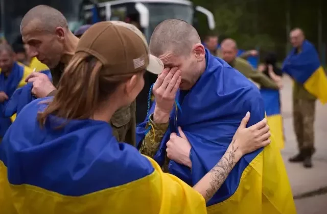 Rusya ve Ukrayna 307 esiri takas etti