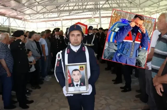 Samsun’da boğulan Astsubay Hakan Fidan son yolculuğuna uğurlandı