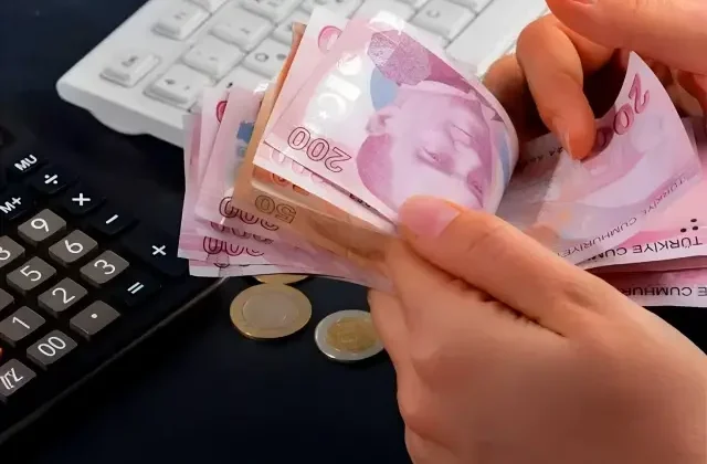 SGK zaman aşımı nedeniyle emekli maaşlarının kesilebileceği uyarısı yaptı