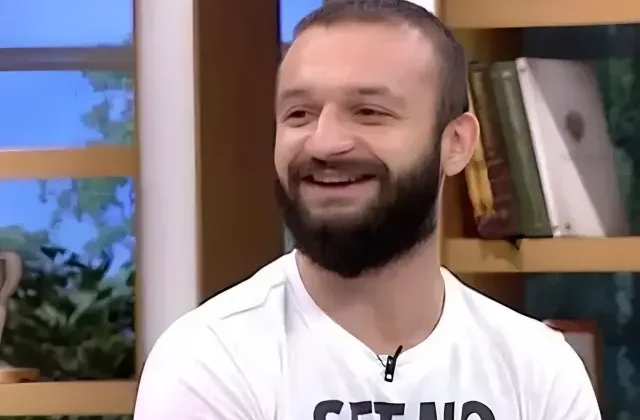Sırrı Süreyya Önder paylaşımıyla tepki toplayan Aykut Elmas sosyal medya hesabını kapattı