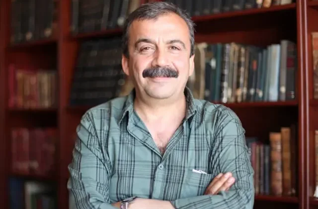 Sırrı Süreyya Önder’in vefatı sonrası ünlülerden peş peşe taziye mesajları