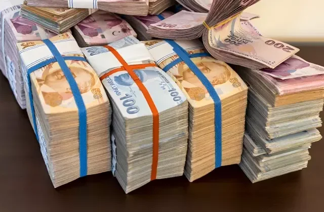 Sosyal yardım ödemeleri baştan sona değişiyor