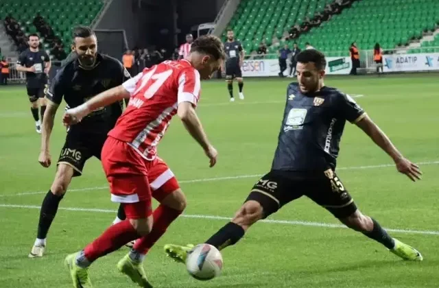 Süper Lig’e hangi takım çıkacak? Bandırmaspor ve Boluspor, final için sahada