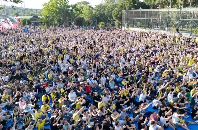 Taraftar tepki göstermişti! Mudanya Belediyesi Fenerbahçe maçını yayınlamayacak