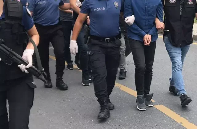 TSK’da FETÖ operasyonu