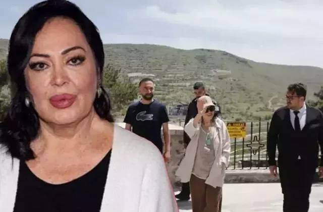 Türkan Şoray, 52 sene sonra  Meryem Ana Kilisesi’ni ziyaret etti