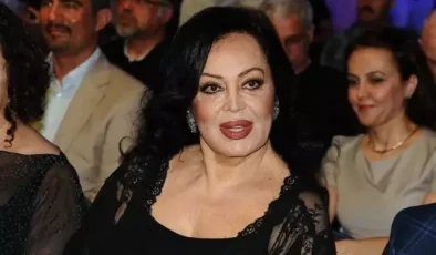 Türkan Şoray’ın duygusal anları: Ağlamamak için kendimi zor tutuyorum