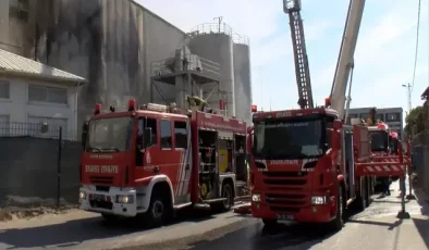 Tuzla’da fabrika yangını panik yarattı