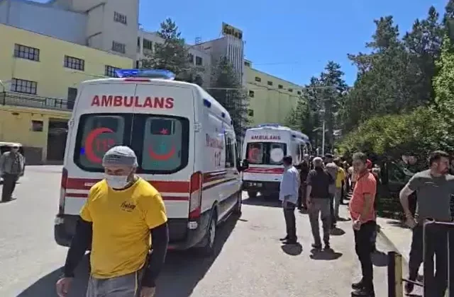 Un fabrikasında patlama: 1’i ağır, 8 yaralı