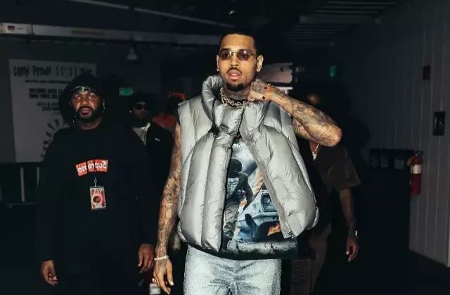 Ünlü şarkıcı Chris Brown tutukladı