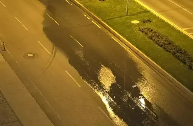 Vatandaş isyanda, İBB ve Pendik Belediyesi topu birbirine atıyor