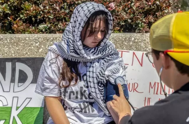 Yale ve California Üniversitesi öğrencileri Gazze için açlık grevine başladı