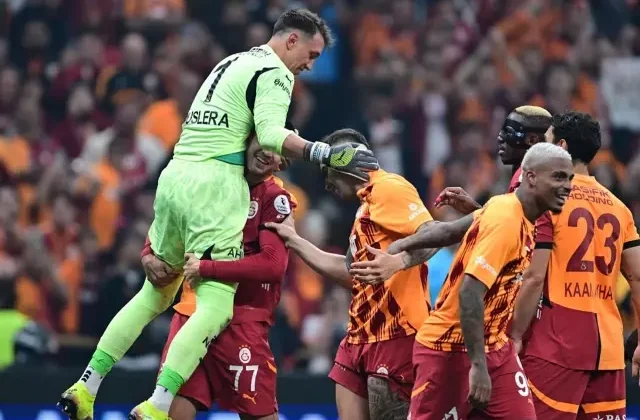 Yıldız futbolcu Galatasaray’dan ayrılacağını açıkladı: Yarın son maçıma çıkıyorum