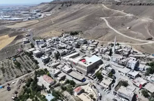 1600 yıllık Mor Kiryakus Manastırı turizme açıldı