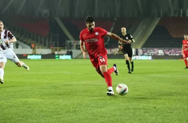 2. Lig ekibi Bursaspor’a 1. Lig’den transfer