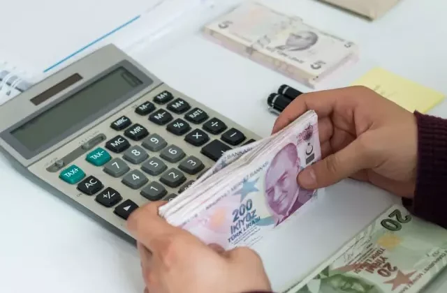 600 bin kamu işçisinin zam pazarlığında ikinci teklif belli oldu