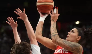 A Milli Kadın Basketbol Takımı, FIBA Avrupa Şampiyonası’nda çeyrek finale yükseldi