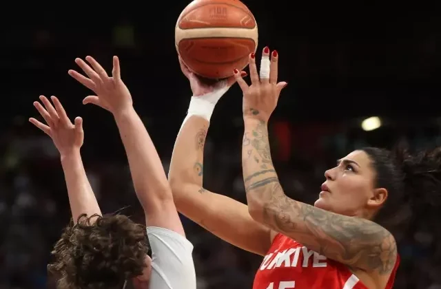 A Milli Kadın Basketbol Takımı, FIBA Avrupa Şampiyonası’nda çeyrek finale yükseldi