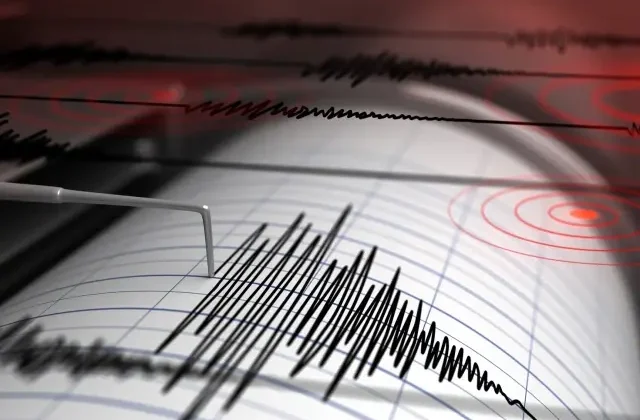 Antalya’da 4 büyüklüğünde deprem
