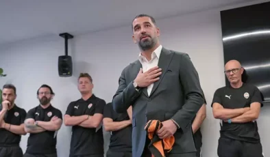 Arda Turan: Bir daha Dinamo Kiev şampiyonluğu görmek istemiyorum