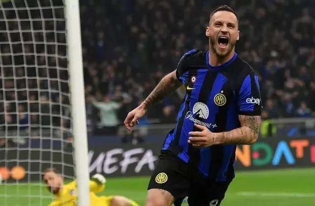 Arnautovic’ten Veli Kavlak’a telefon! Beşiktaş’ı sordu
