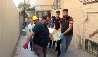 Bağcılar’da tartıştığı babasını silahla öldürdü; polisi arayıp haber verdi