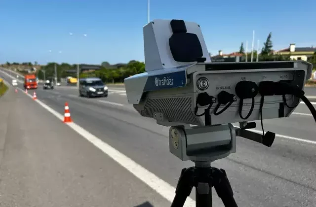 Bayram boyunca radar şikayeti yağmıştı! Hız sınırı levhalarına düzenleme geliyor