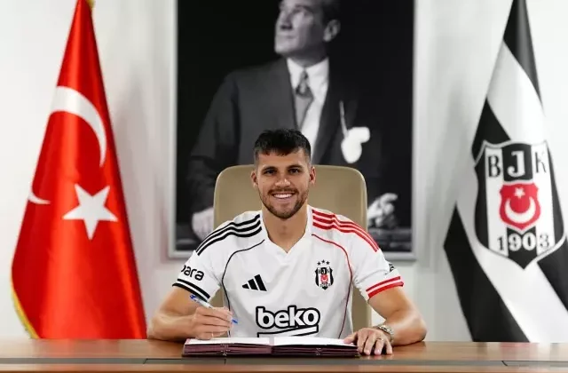 Beşiktaş’ın yeni transferi David Jurasek’ten transfer itirafı