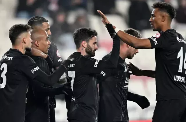 Beşiktaş’ın hazırlık kampındaki rakipleri açıklandı