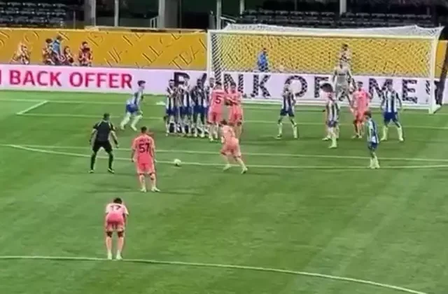 Bu adam 37 yaşında! Lionel Messi’den Porto’ya şık frikik