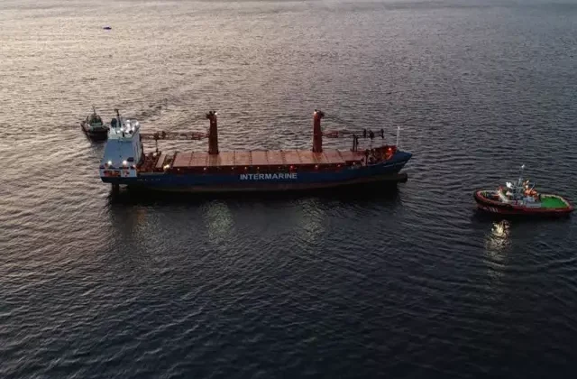 Çanakkale Boğazı’nda yük gemisinde yangın