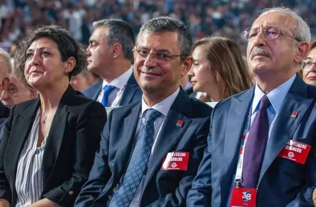 CHP’de kader günü! 4 senaryo ortaya çıkıyor, Kılıçdaroğlu genel merkeze sokulmayacak