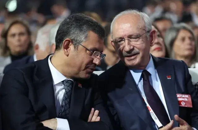 CHP’li 10 vekilden Kılıçdaroğlu’na destek! Özgür Özel çok kızacak