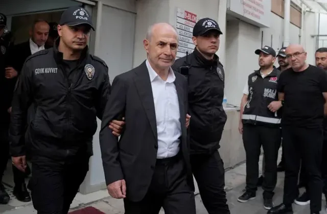 CHP’li Hasan Akgün’ün Büyükçekmece’de kurduğu yolsuzluk çarkı deşifre oldu.