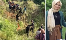 Çocuklarını kurtarmak için atladığı derede boğuldu