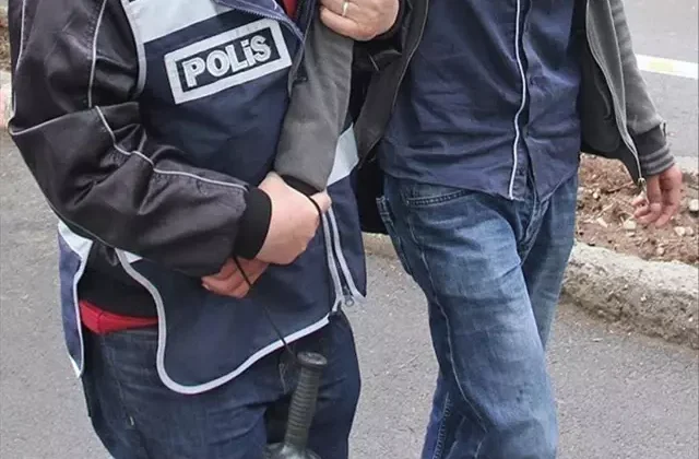 Çorum’da polise mukavemet eden 3 kişi tutuklandı