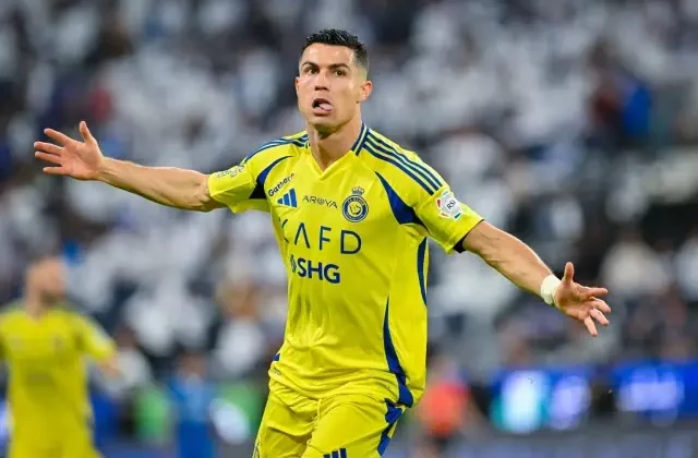 Cristiano Ronaldo, Fenerbahçeli eski hocanın Al Nassr’a getirilmesi için talimat verdi