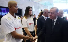 Cumhurbaşkanı Erdoğan, A Milli Kadın Voleybol Takımı’nı kabul etti