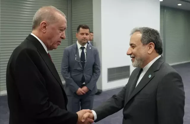 Cumhurbaşkanı Erdoğan, İran Dışişleri Bakanı Arakçi’yi kabul etti