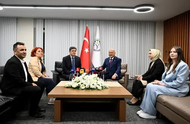DEM Parti’ye ziyaret üstüne ziyaret! AK Parti heyeti net mesaj verdi