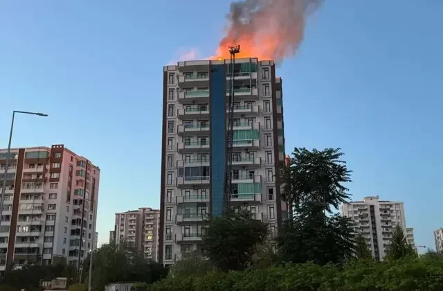 Diyarbakır’daki yangın faciası soruşturmasında gözaltına alınan 5 kişiden 2’si tutuklandı
