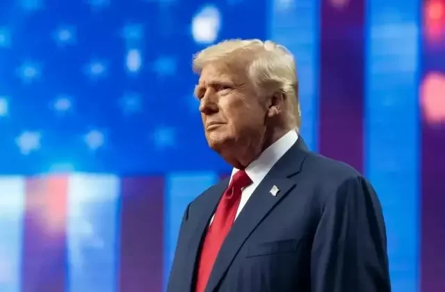 Donald Trump: İran rejimi İran’ı tekrar büyük yapamıyorsa, neden bir rejim değişikliği olmasın?
