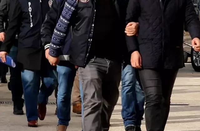 Döner zincirine FETÖ soruşturmasında 32 kişi tutuklandı