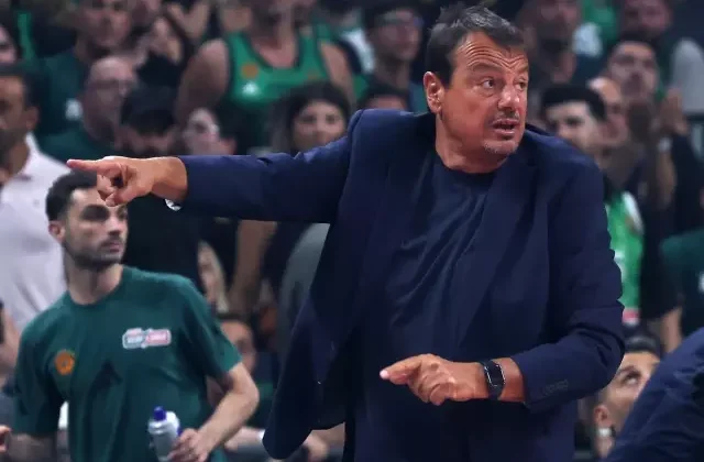 Ergin Ataman’dan Ali Koç’a tebrik: Galatasaray gibi geri adım atmadı
